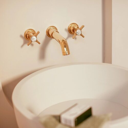 FiredEarth-Abalone-BasinMixer-3Hul-Roomset
