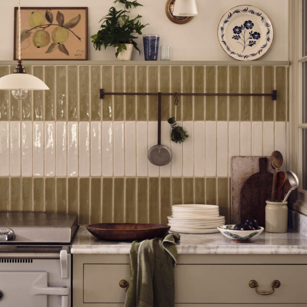 FiredEarth-NinaCampbell-Rivage-EucalyptusIvory-Roomset2
